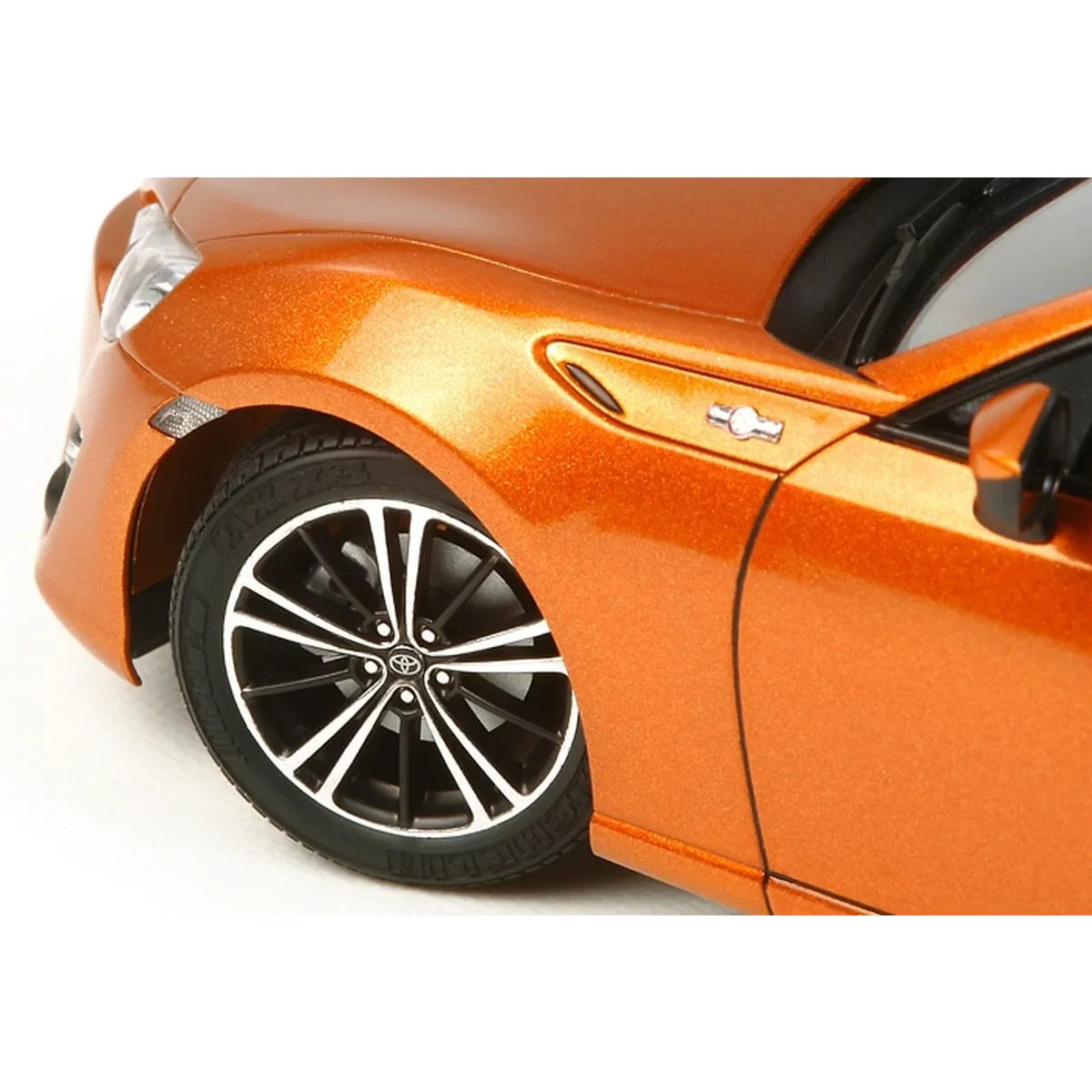Tamiya 1/24 Toyota 86 Scaled Plastic Model Kit - Image 5