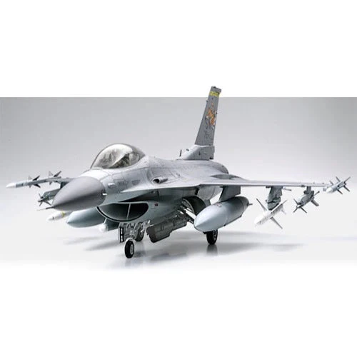 Tamiya 1/32 F16C (Block 50) Fighting Falcon - Image 3