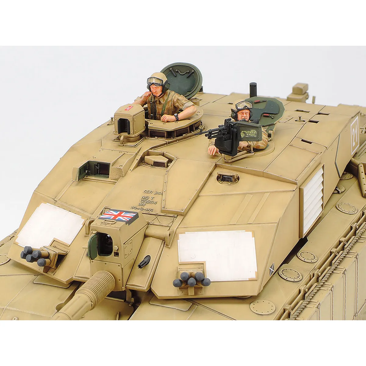 Tamiya 1/35 British Challenger 2 Tank Model Kit - Image 5