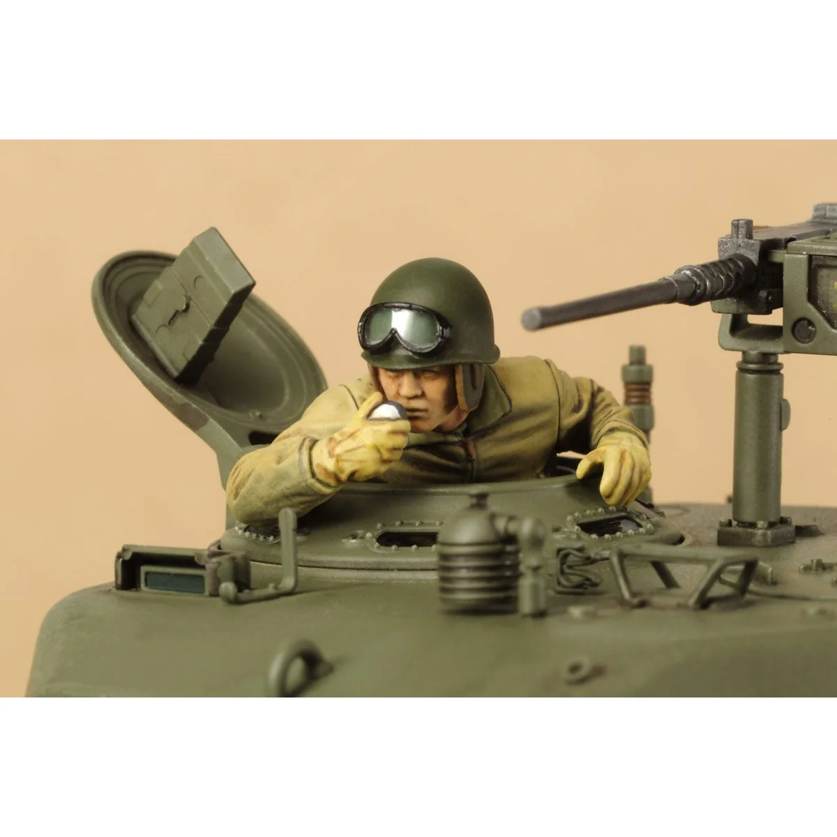 Tamiya 1/35 M4A3E8 Sherman Easy Eight European Theatre Tank - Image 4