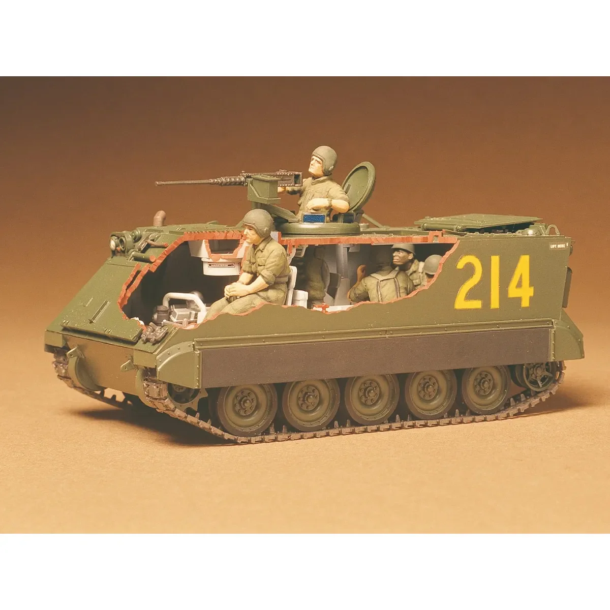Tamiya 1/35 U.S. M113 Armoured Personnel Carrier Scaled Plastic Model Kit - Image 2