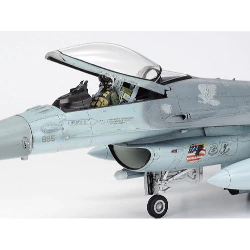 Tamiya 1/48 F16CJ Fighting Falcon - Image 5