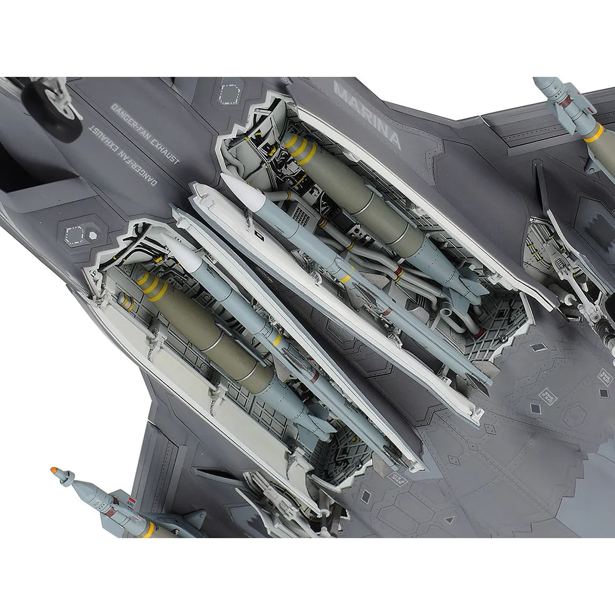 Tamiya 1/48 Lockheed F-35 B Lightning II Fighter Scaled Plastic Model Kit - Image 5
