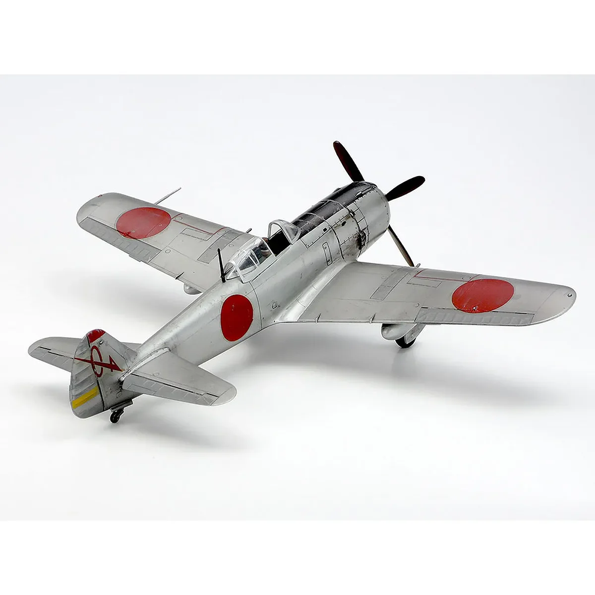 Tamiya 1/48 Nakajima KI-84-IA Hayate (Frank) Fighter Scaled Plastic Model Kit - Image 4