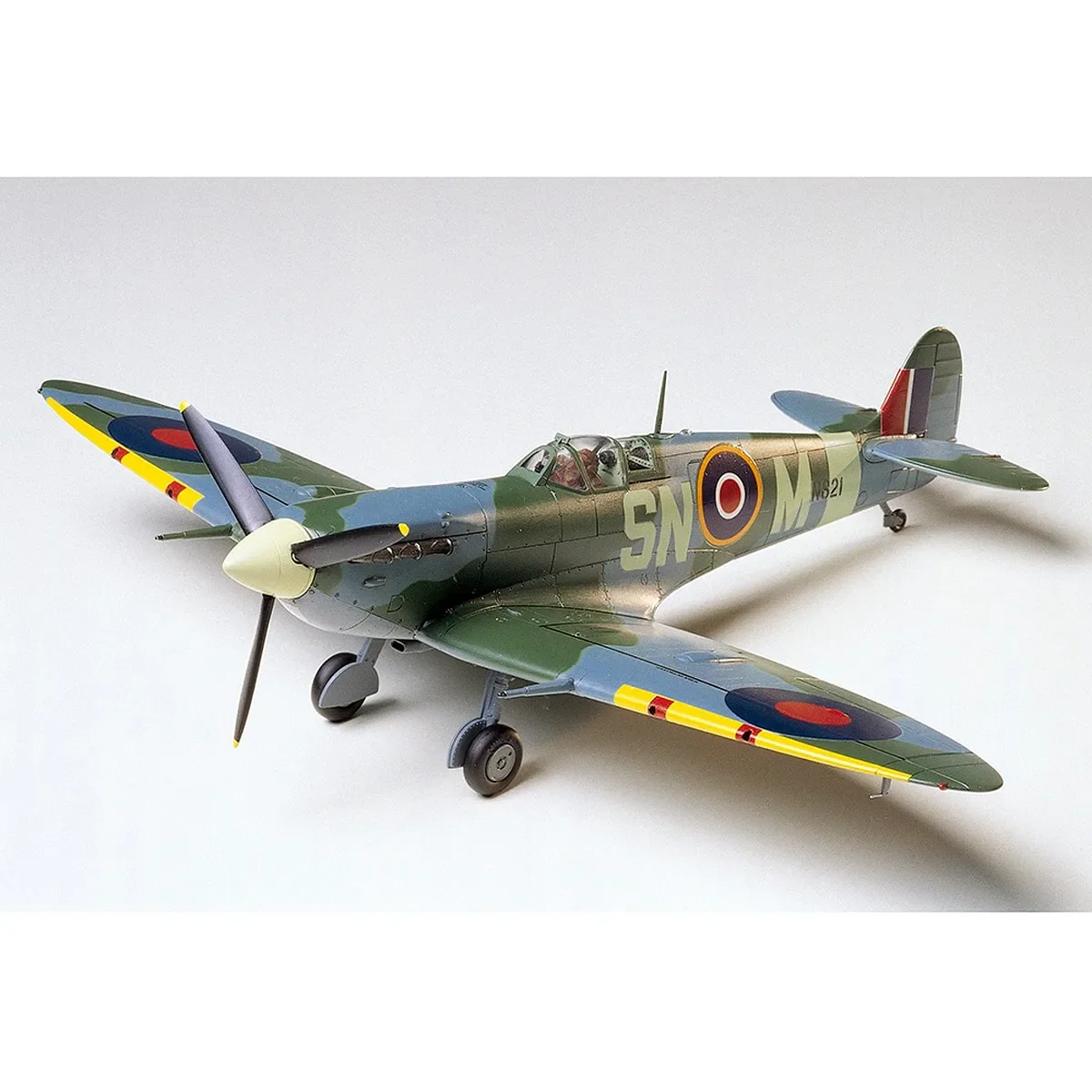 Tamiya 1/48 Supermarine Spitfire Mk.Vb Fighter Scaled Plastic Model Kit - Image 2