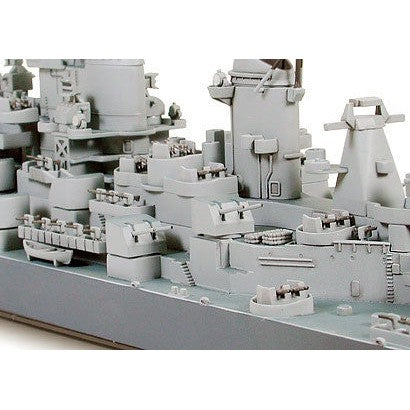 Tamiya 1/700 U.S. BB-63 Missouri Battleship (Waterline Series) Scaled Plastic Model Kit - Image 4