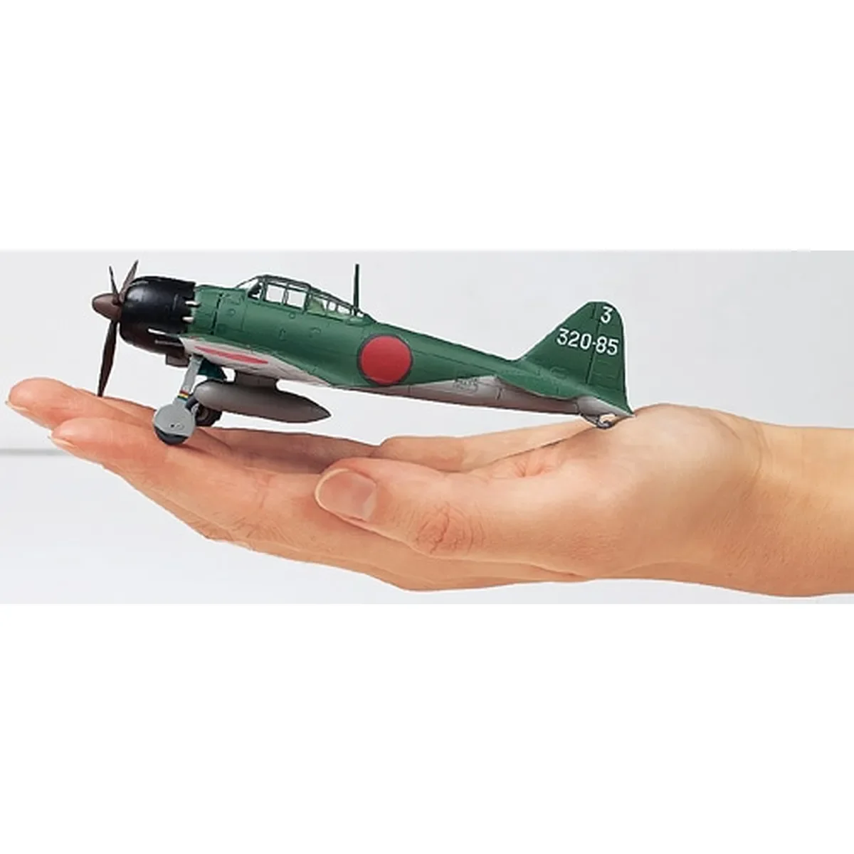 Tamiya 1/72 Mitsubishi A6M5 Zeke Zero Fighter Scaled Plastic Model Kit - Image 6