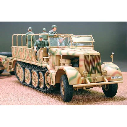 Tamiya 135 German 18T Heavy HalfTrack FAMO and Tank Transporter Sd.Ah.116 - Image 4