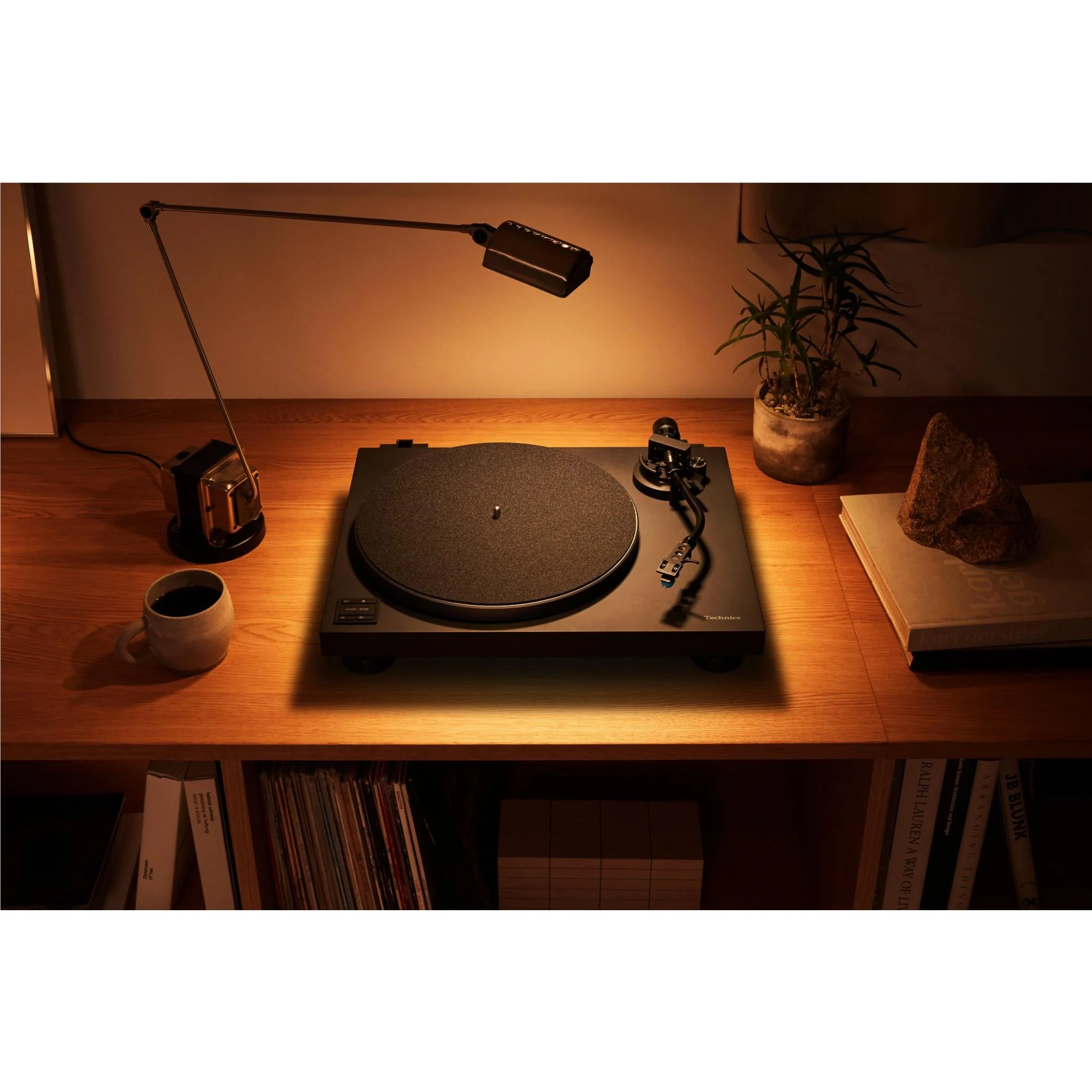 Technics SL-40CBT Direct Drive Turntable with Bluetooth (Black) - Image 5