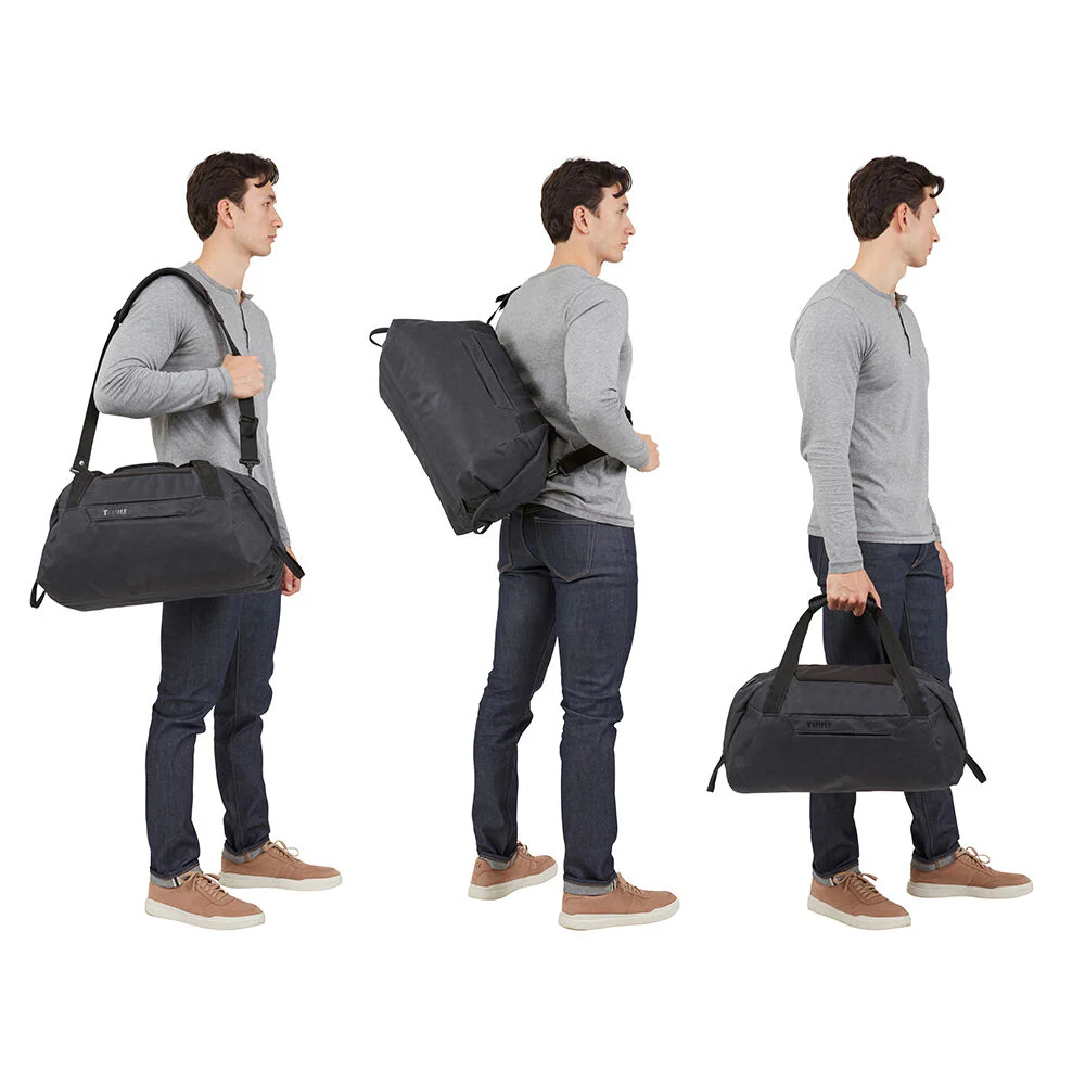 THULE Aion Travel Gym Wet Gear Duffel Bag with Laptop Compartment 35L Black - Image 2