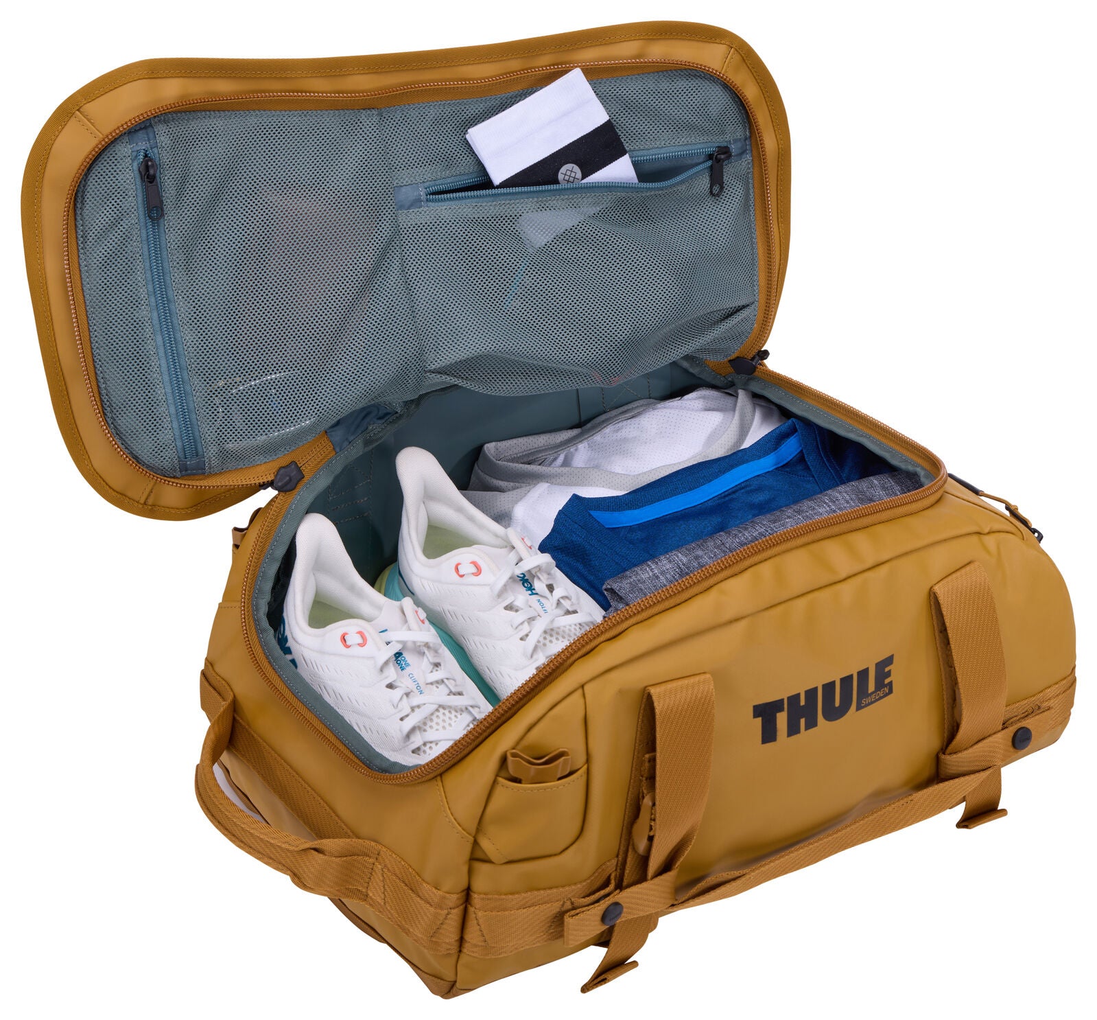 Thule Chasm Convertible Backpack Duffle 30L (Golden) - Image 6