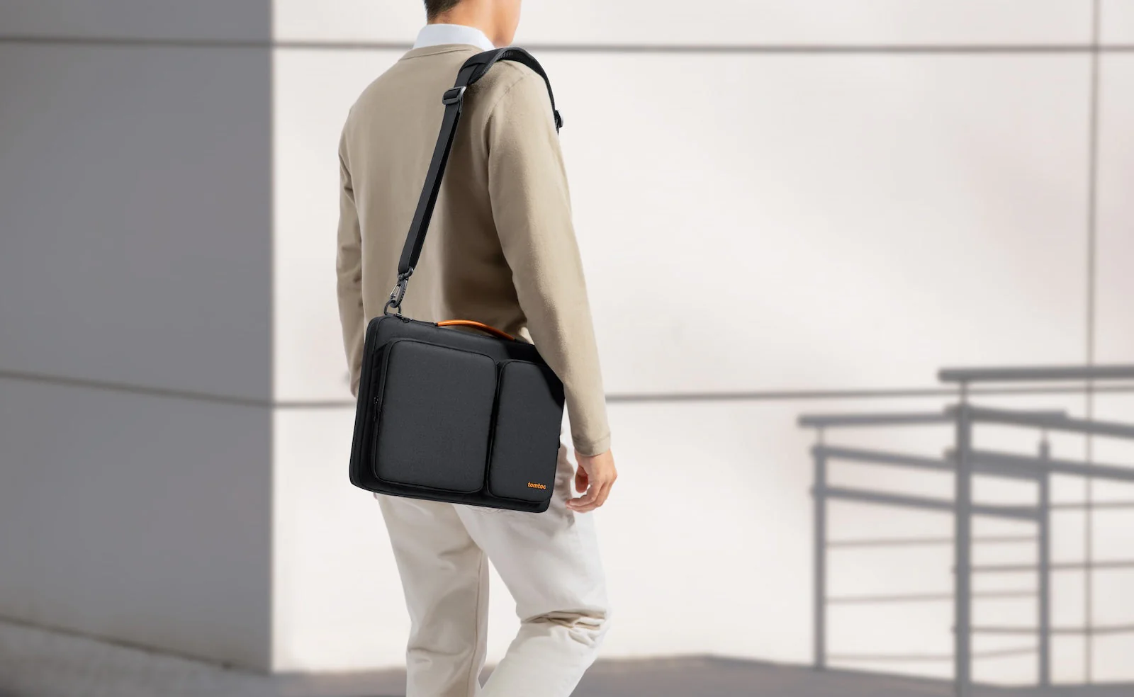 tomtoc Defender 14" A42 Laptop Shoulder Bag (Black) - Image 10