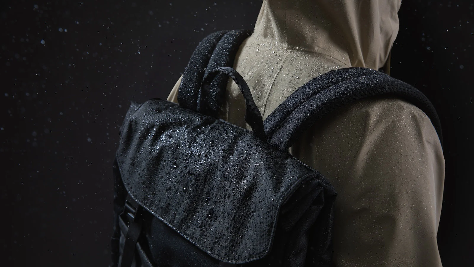 tomtoc Slash-T64 Laptop Backpack - Image 4