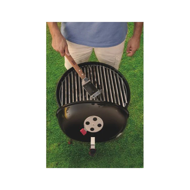 Tramontina 46cm Grill Brush Home/Kitchen BBQ Tool with Wooden Handle - Image 2