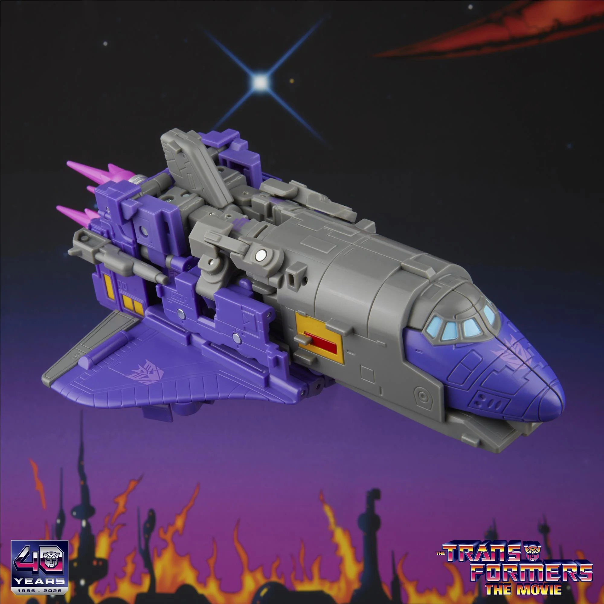Transformers - Studio Series: Transformers: The Movie - Astrotrain Figure - Image 11