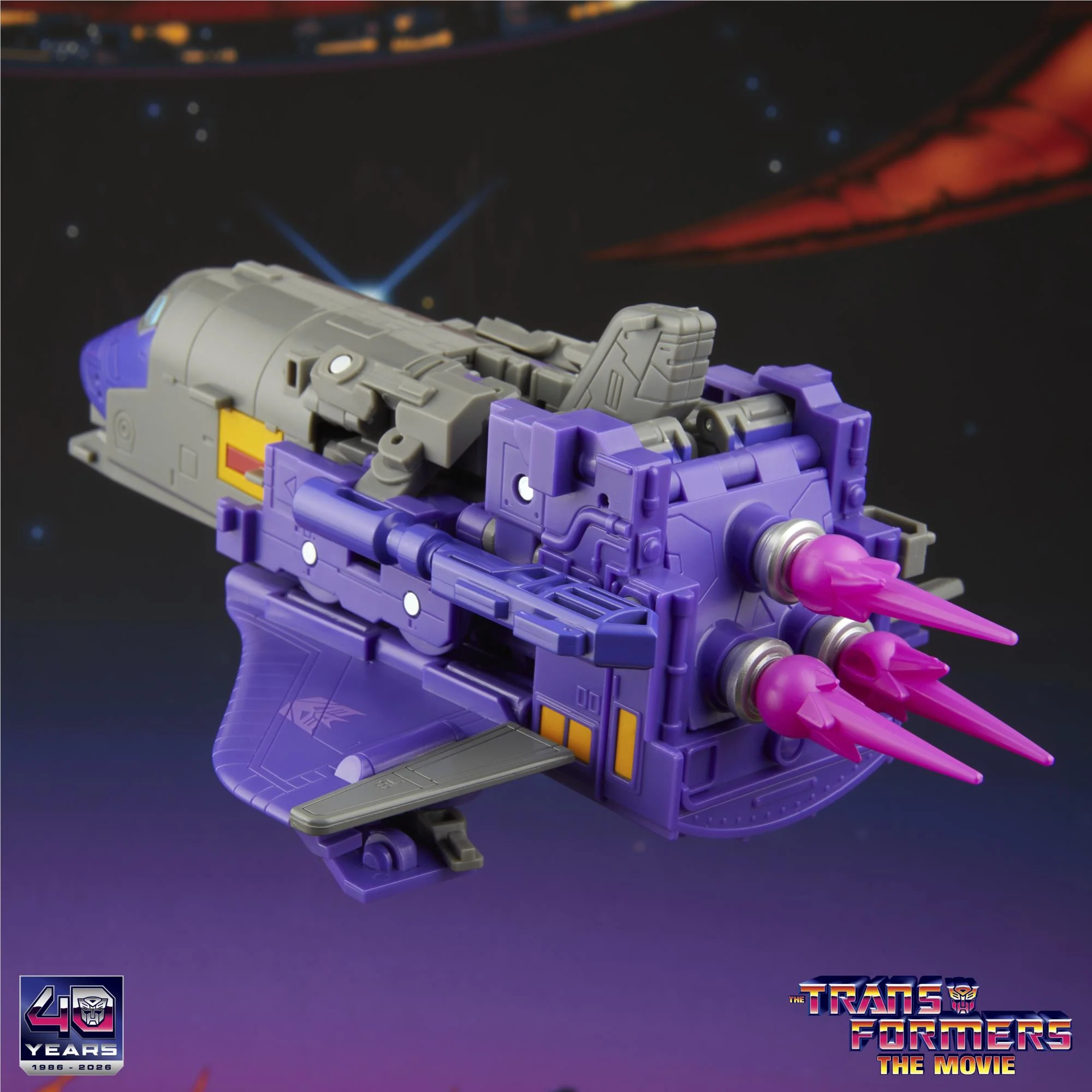 Transformers - Studio Series: Transformers: The Movie - Astrotrain Figure - Image 12