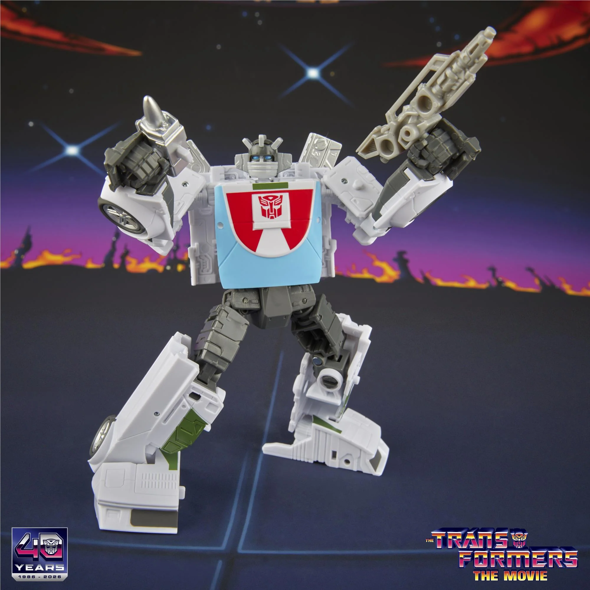 Transformers - Studio Series: Transformers: The Movie - Deluxe Class Wheeljack Figure - Image 9