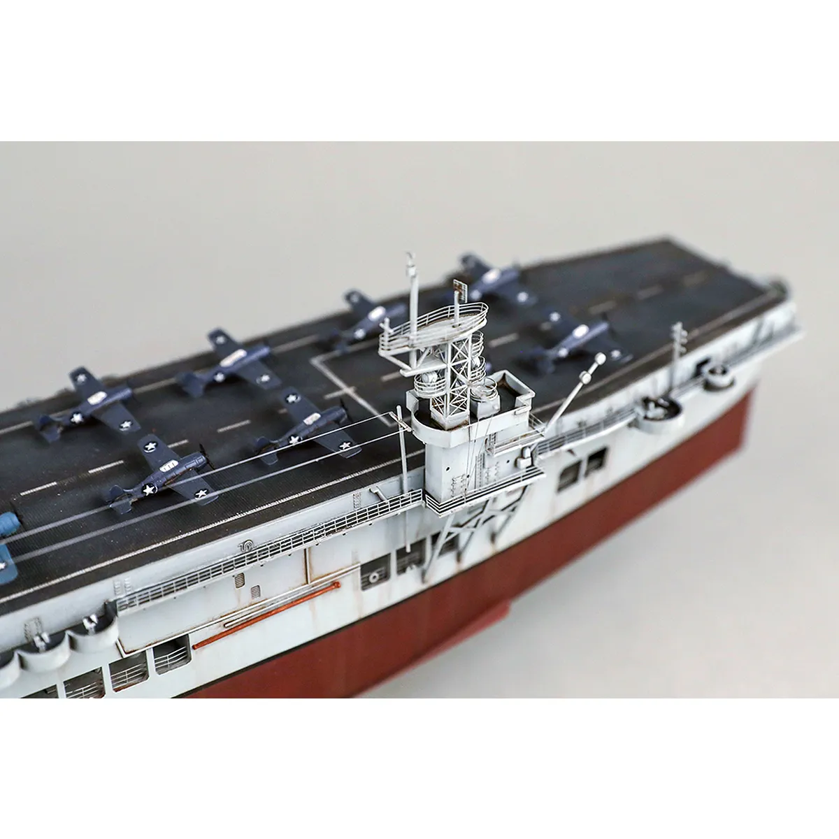 Trumpeter 1/350 USS CVE-26 Sangamon Scaled Plastic Model Kit - Image 6