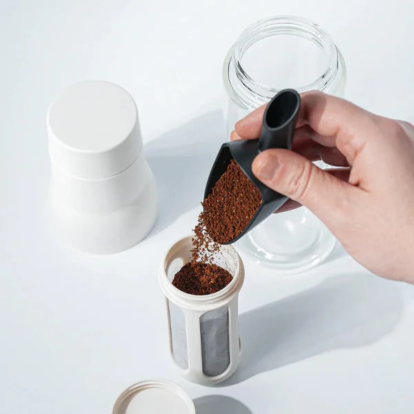 Varia STEEP Cold Brew Bottle - White - Image 4