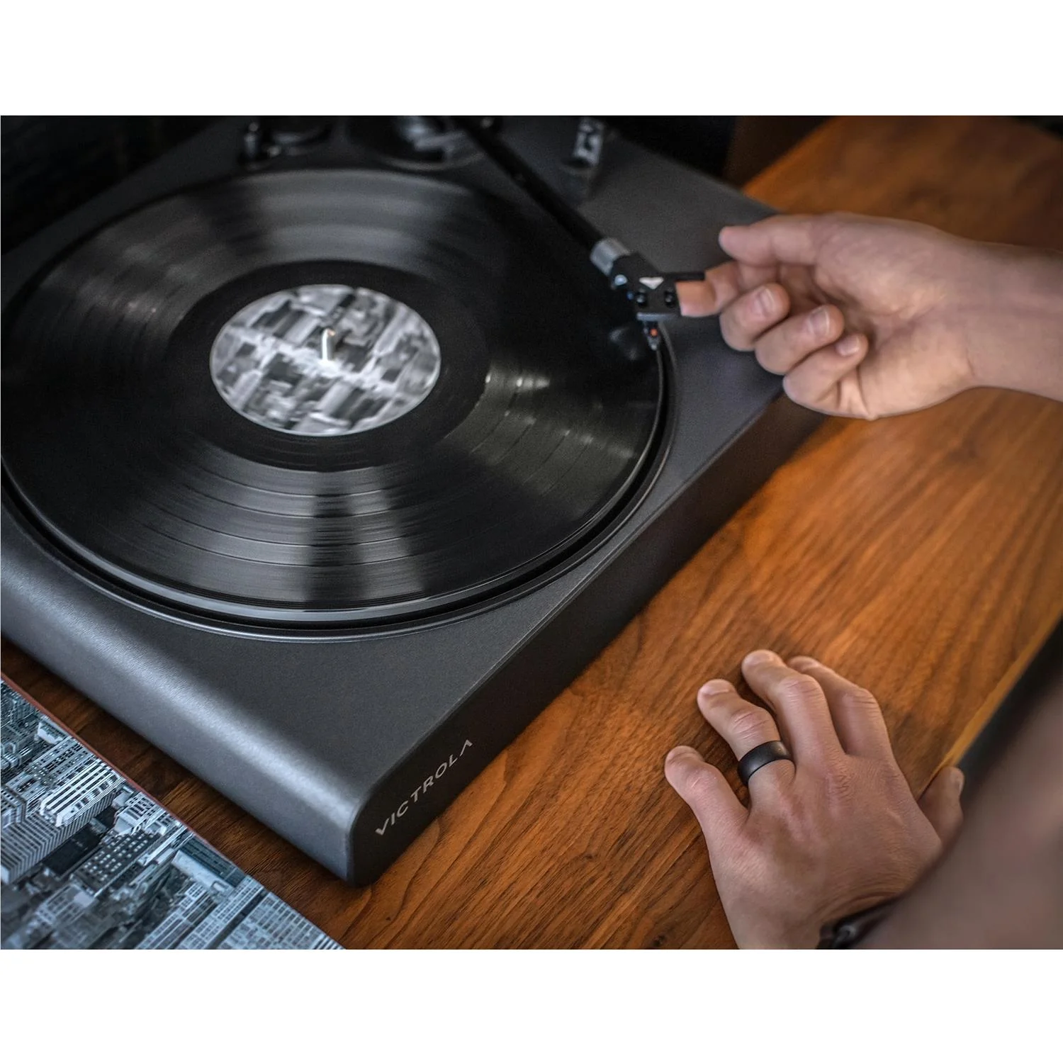 Victrola Stream Onyx Turntable With Wifi - Image 7